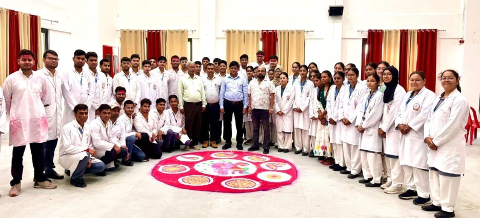 मेडिकल कॉलेज के MBBS प्रथम वर्ष के 97 विद्यार्थियों ने सितम्बर में आयोजित हुई अटल बिहारी बाजपेयी चिकित्सा विश्वविद्यालय के प्रथम प्रोफेशनल परीक्षा में किया प्रतिभाग,95 हुए सफल