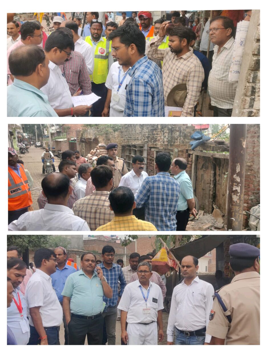 भरवारी रेलवे क्रॉसिंग पर जाम के झाम से जल्द मिलेगी निजात,क्रासिंग कर रेल ओवरब्रिज निर्माण के लिए ADRM ने किया निरीक्षण