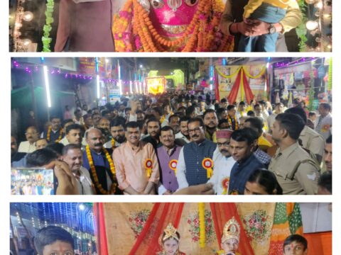 भरवारी के दशहरे में रावण का वध करने हनुमान जी के साथ विंटेज कार से निकले भगवान राम,ढोल नगाड़े के साथ निकला भरवारी का भव्य रामदल