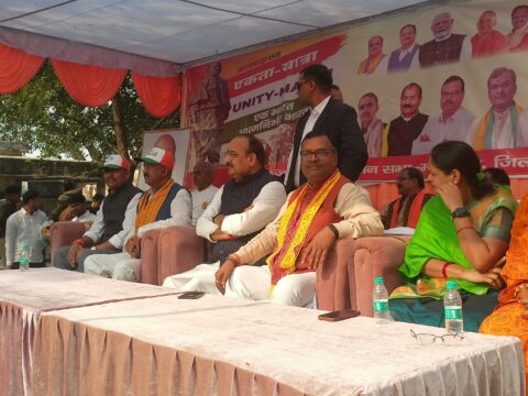 राहुल गांधी और प्रियंका गांधी जब चुनाव जीतते है तो EVM सही होती और बिहार में चुनाव हारे तो EVM खराब,चुनाव आयोग पर सवाल: दिनेश प्रताप सिंह प्रभारी मंत्री