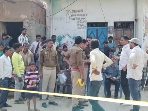 बड़े बेटे की पत्नी को पिता ने लिख दी पूरी संपत्ति,घर भी करने जा रहा था बहु के नाम,दो बेटो ने मिलकर कर दी अपने पिता की हत्या,भाई को किया घायल