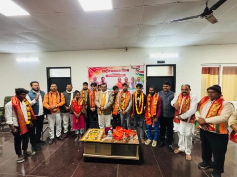 नए युवा मतदाता ही हमारे राष्ट्र के भाग्य विधाता:धर्मराज मौर्य