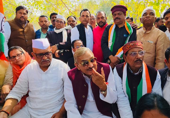 मनरेगा बचाओ महासंग्राम को लेकर कांग्रेसियों ने विधानसभा का किया घेराव,प्रदेश अध्यक्ष बोले जारी रहेगी गरीब मजदूरों के अधिकार की लड़ाई