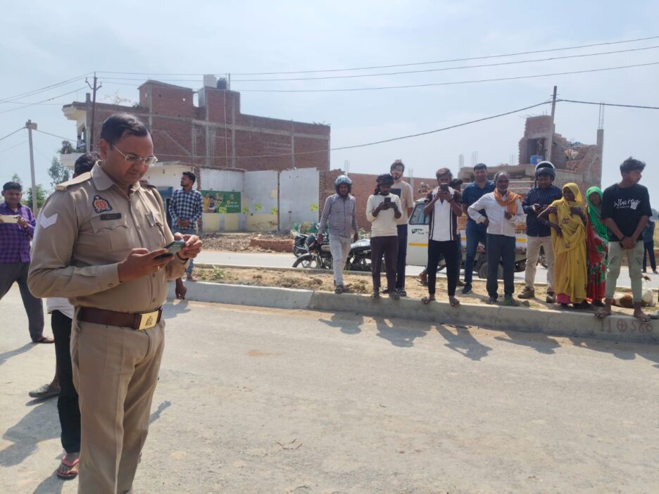 ट्रैक्टर से दबकर मजदूर की हुई मौत,खराब ट्रैक्टर ठीक करते समय अचानक स्टार्ट होने से हुआ हादसा