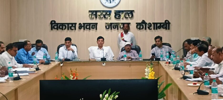 ग्राम पंचायत सचिव, सहायक लेखाकार, लेखाकार, कम्प्यूटर ऑपरेटर, सहायक विकास अधिकारी (पं.) एवं खण्ड विकास अधिकारियों को दिया गया प्रशिक्षण