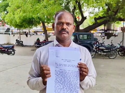 पूर्व सैनिक की भूमिधरी जमीन पर हो रहे निर्माण को जबरन रोक रही पुलिस,पीड़ित ने डीएम,एसपी से की शिकायत