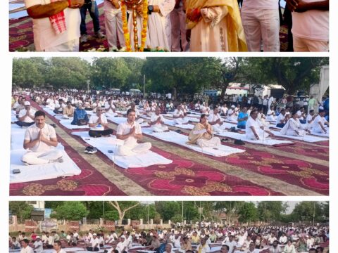 12वे अंतर्राष्ट्रीय योग दिवस पर “स्वस्थ आयु के लिए योग” थीम पर आयोजित हुई योग की कार्यशाला,प्रधानमंत्री के कार्यक्रम का हुआ लाइव प्रसारण