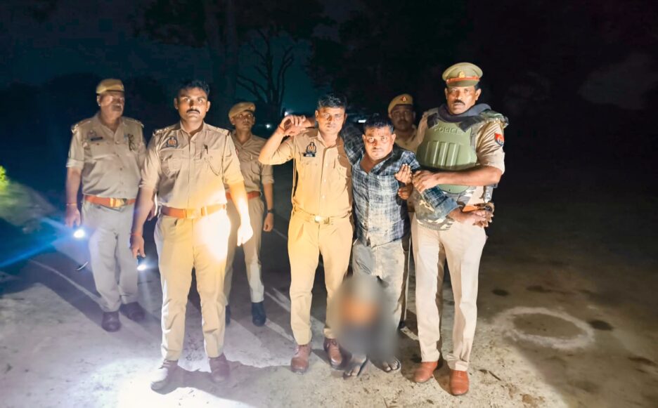 गौकशी की घटना में शामिल वांछित 25 हजार का इनामिया आरोपी पुलिस मुठभेड़ में अरेस्ट,मुठभेड़ के दौरान आरोपी के पैर में लगी गोली