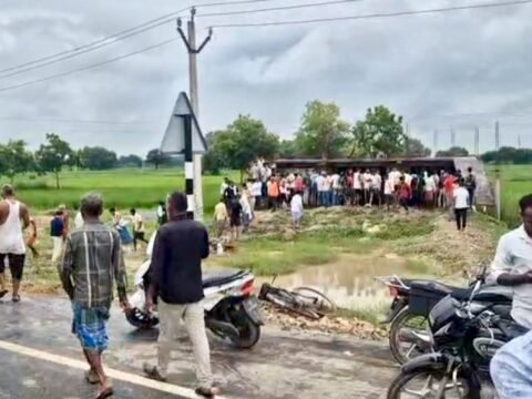 कौशाम्बी में चारपाई पर सो रहे युवक का सिर काटकर हत्या से सनसनी,पुलिस जांच में जुटी