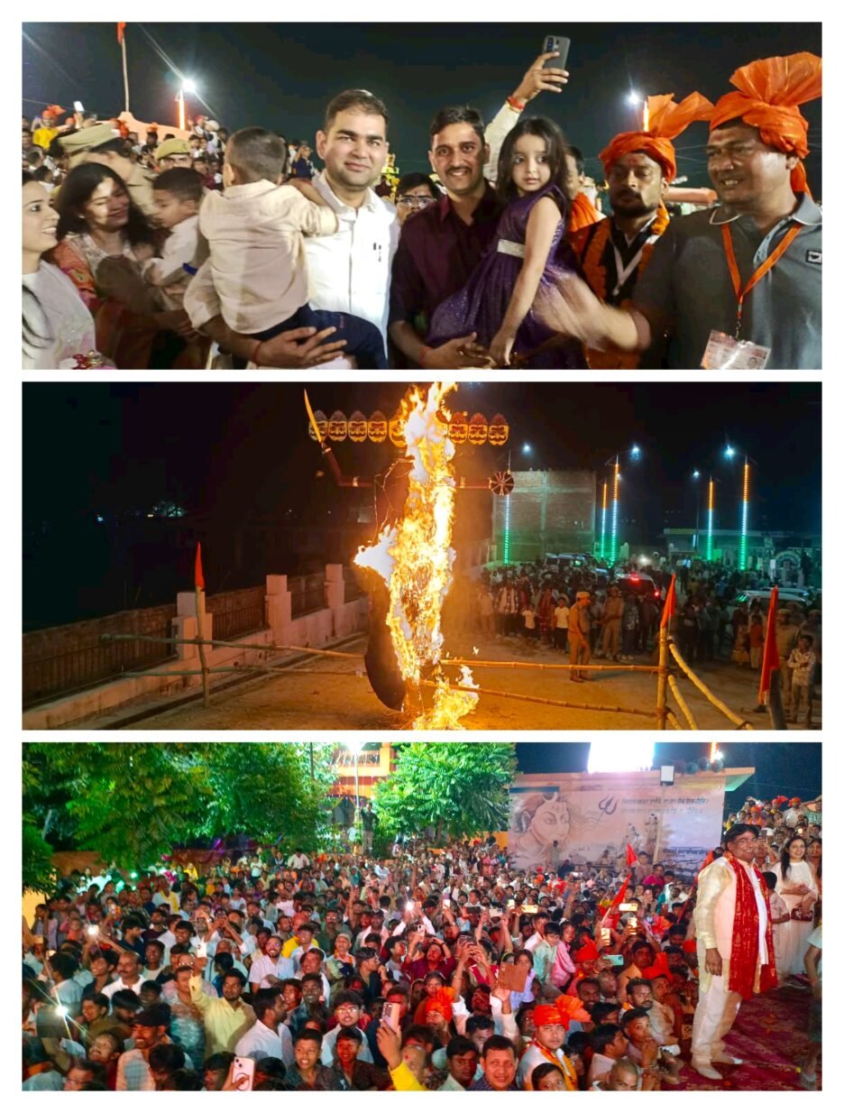 मंझनपुर में रामदल पर जगह जगह पुष्पवर्षा,श्रीराम ने किया रावण का वध,जय श्रीराम के जयघोष से गूंजायमान हुआ कस्बा