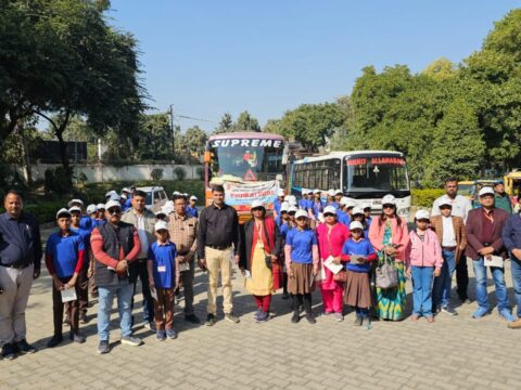 MNIT का शैक्षिक भ्रमण कर इंजीनियरिंग क्षेत्र में जाने का बच्चों ने लिया संकल्प,कड़ा, मंझनपुर व मूरतगंज के बच्चों ने किया शैक्षिक भ्रमण